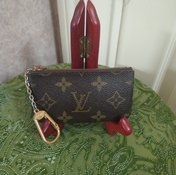Louis Vuitton Monogram Key Cles - Picture 2 of 12